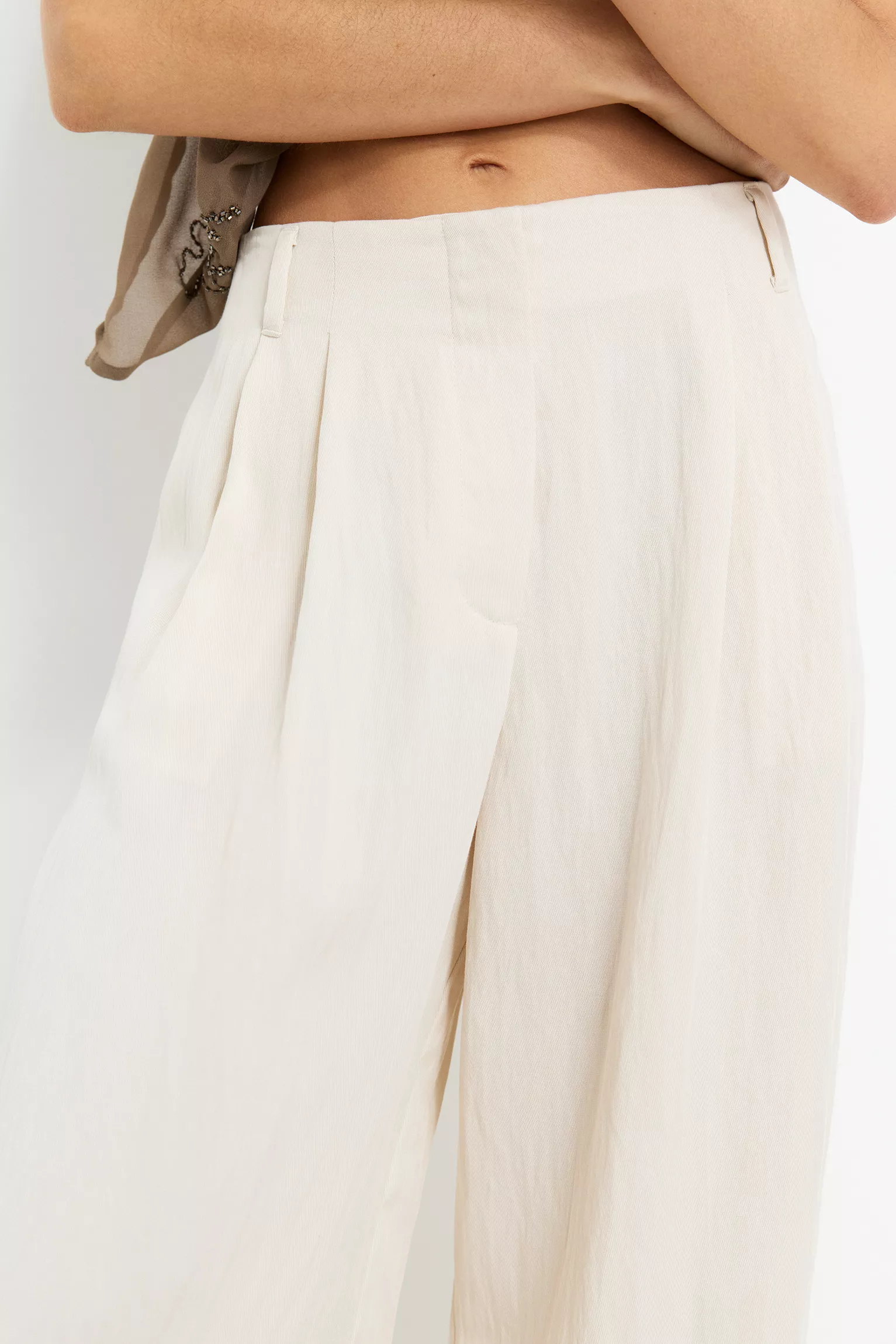 Darted smart trousers Cream - Image 3